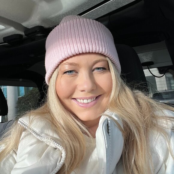 Meet your Posher, Michelle - Picture 1 of 1